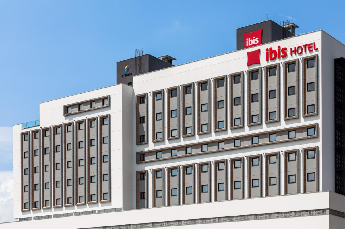 hotel ibis